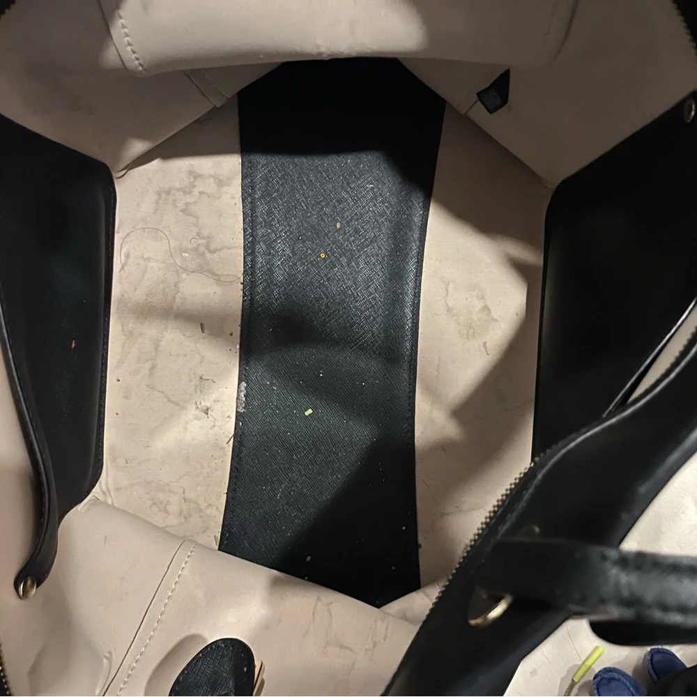 Michael Kors tote - Picture 3 of 4